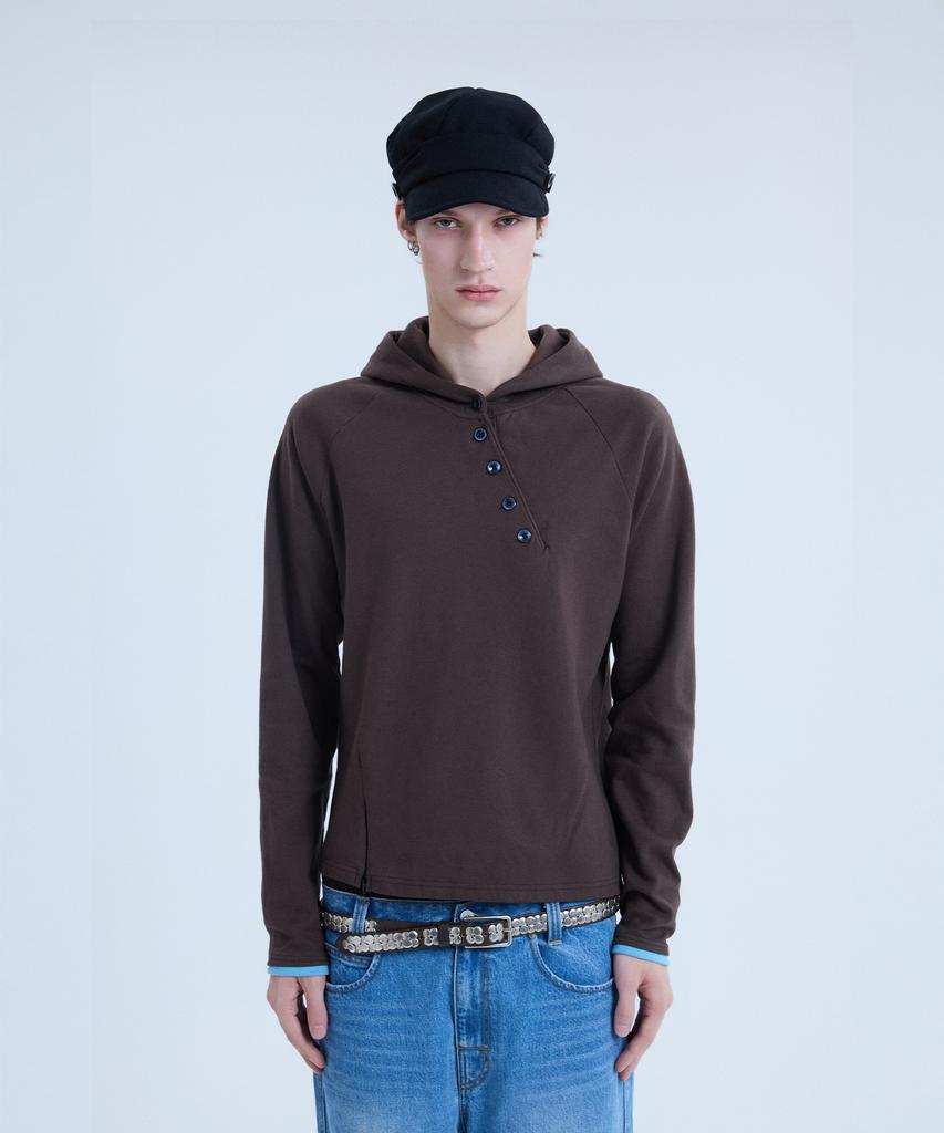 NOISE Layered Diagonal Button Hoodie_[Brown]