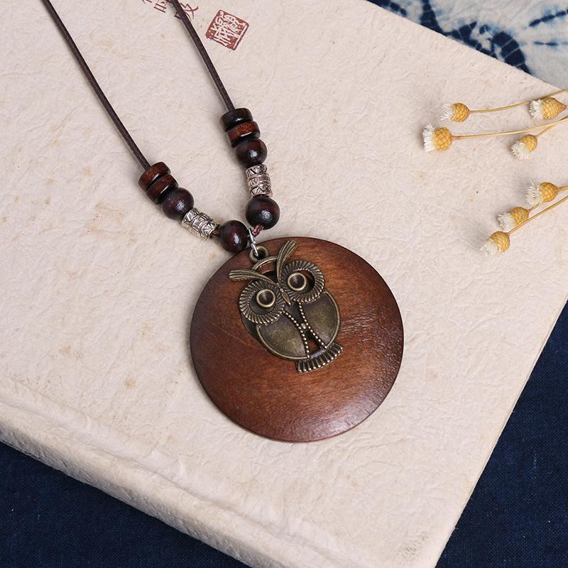 

Vintage Ethnic Style Wooden Flower Leaf Owl Elephant Pendant Necklace for Women Long Sweater Chain Necklaces Neck Collar Jewelry