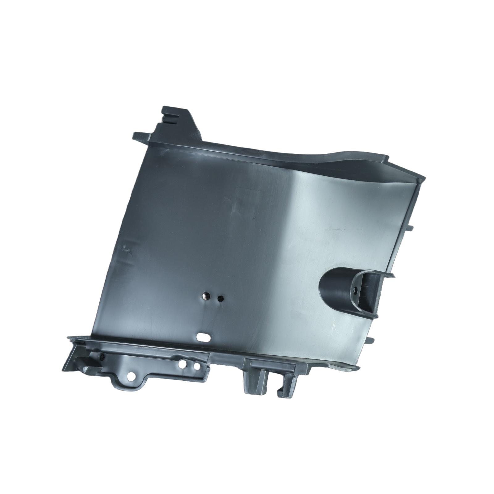 Jaguar XE (X760) Left Bumper Bracket & Air Duct