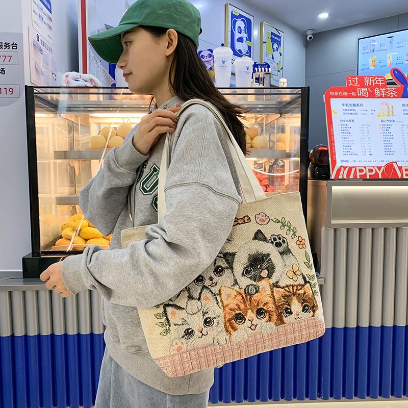 

Ручная сумка для бэнто, студенческая сумка, вышитая сумка для девочки, сумка на одно плечо