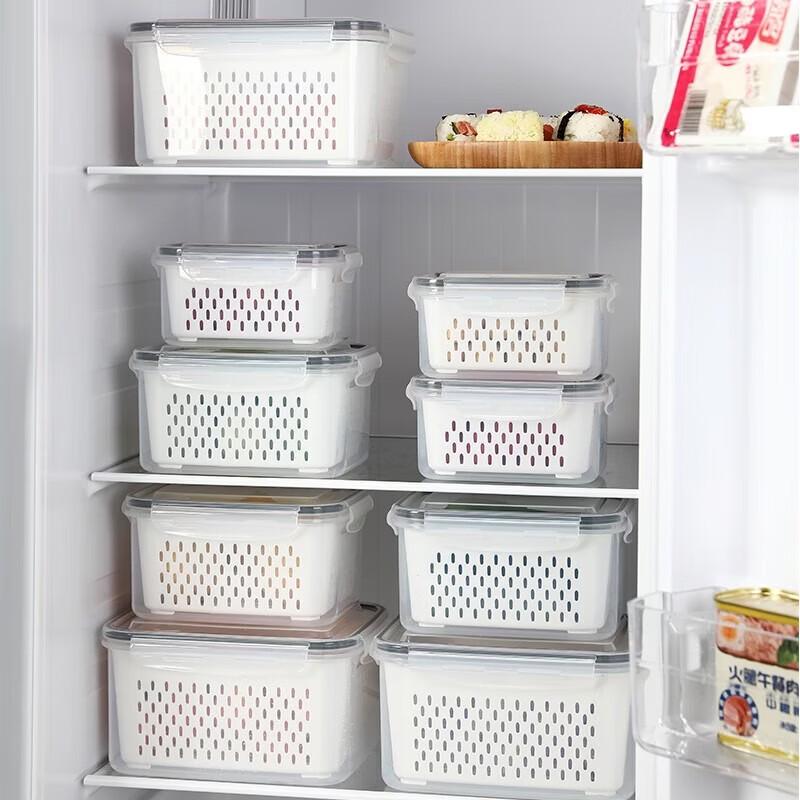 Three-piece Draining Food Storage Container Set