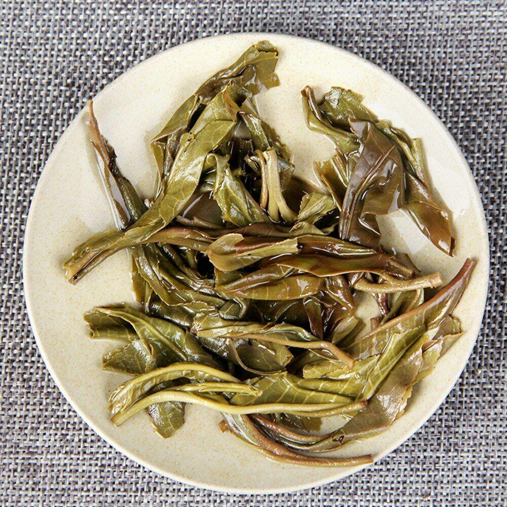 Top Yiwu Ősi Fa Tiszta Nyers Puer Tea Sheng Puerh Tea Yunnan Kincsei 357g