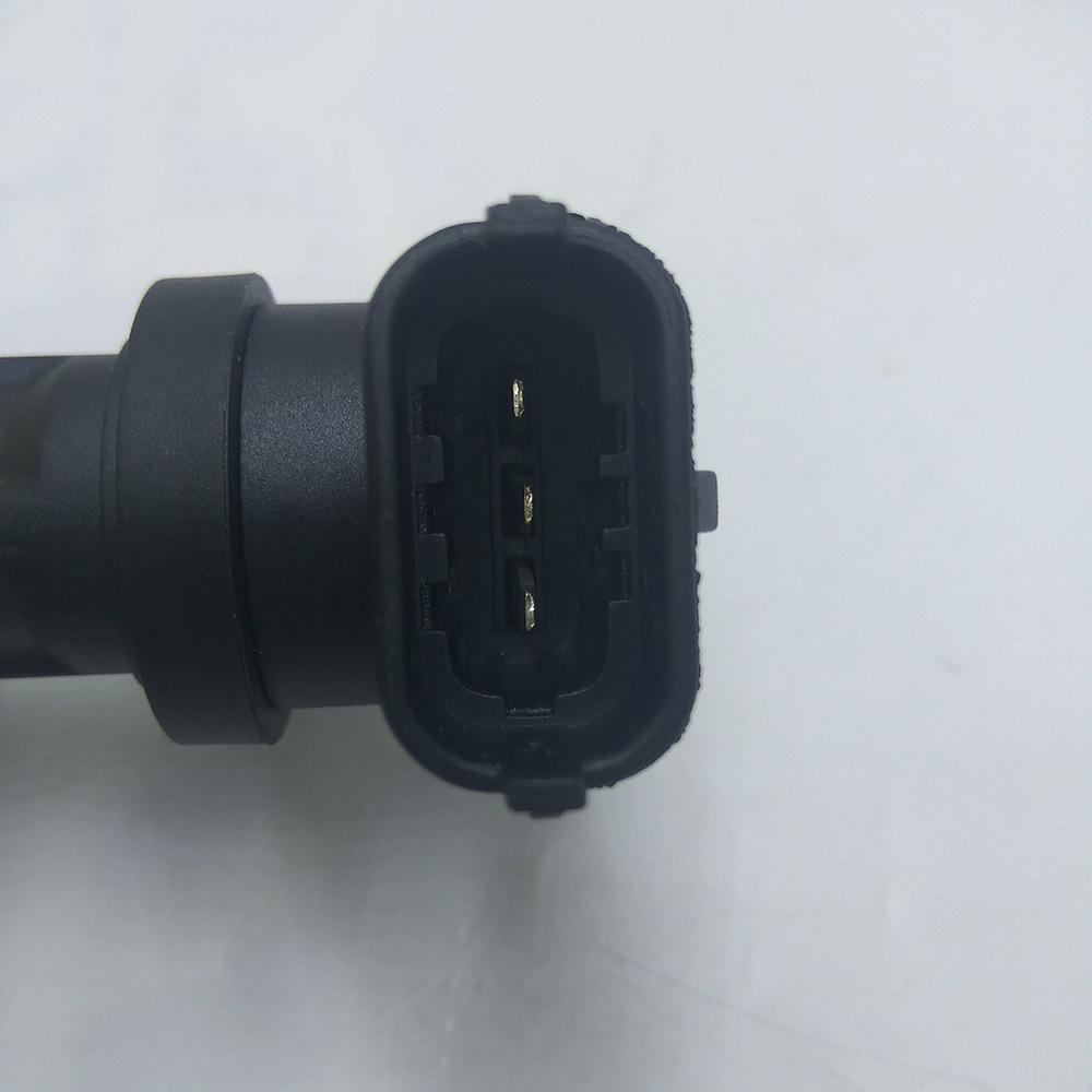 Mercedes-Benz W169/W245/W202/W203 Crankshaft Position Sensor 0041539628
