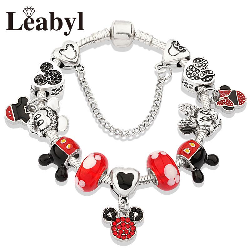 

Disney Mickey & Minnie Red Enamel Crystal Bracelet with Mickey Mouse Pendant 17 cm