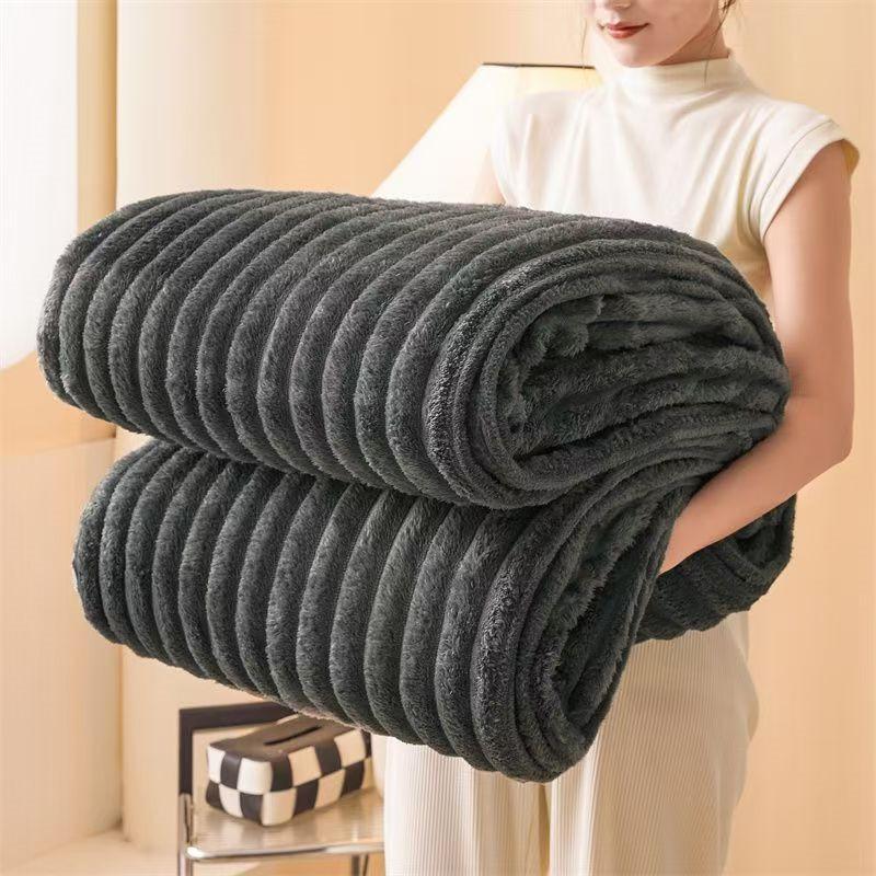 

Плотное утолщенное широкое полосатое фланелевое многофункциональное одеяло, можно использовать как простынь, покрывало, диванное одеяло, одеяло для сна 70x100cm