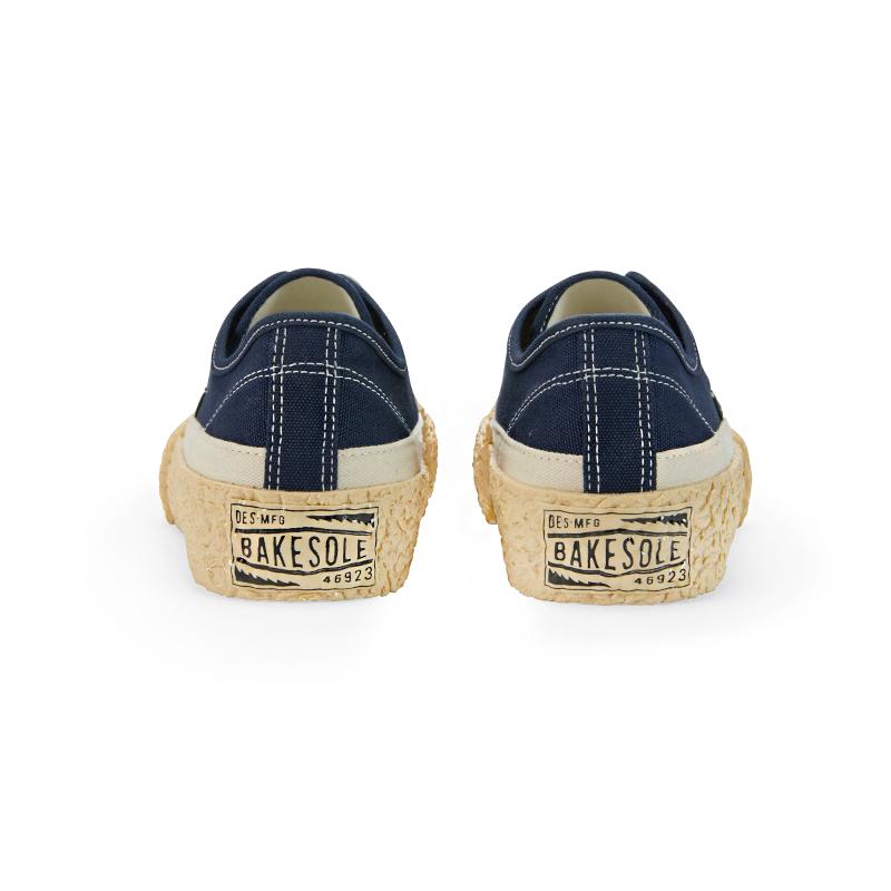 Bake-Sole Crust Navy_Butter