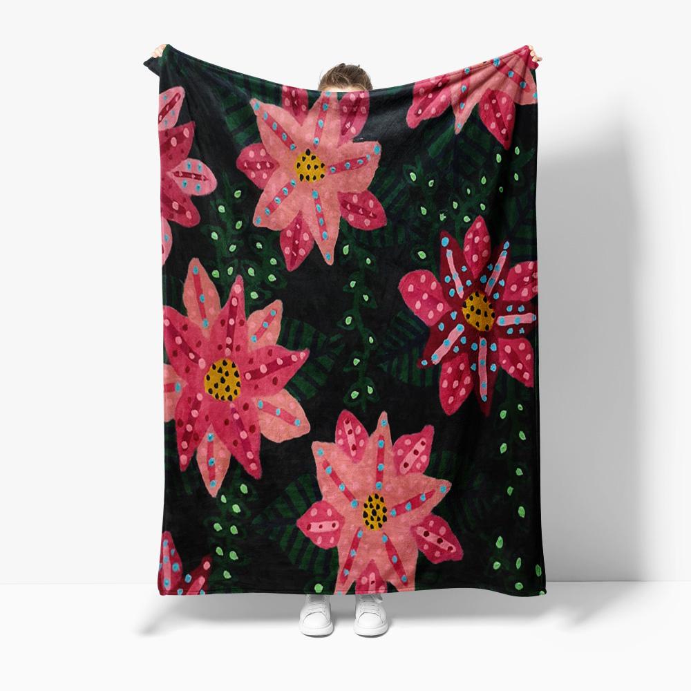 Cute Floral Fleece Blanket Soft Warm Throw Blanket for Women Girls Gift Pink Flower Design Throw Cover 75x90cm