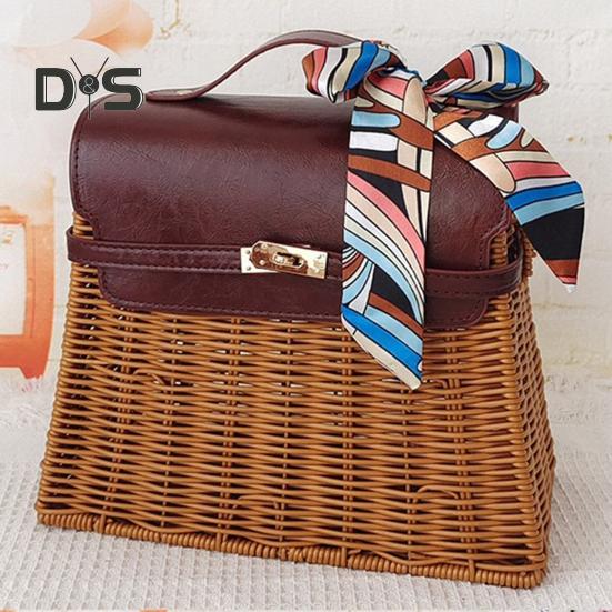 Gift Basket with Swinging Clasp Faux Rattan Woven Basket with Handle Party Favor Storage Basket for Chocolates Candies Wedding Birthday