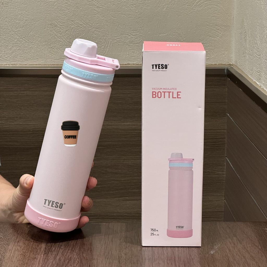 TYESO 750ML Portable Sports Cold Water Bottle with Non-slip Thick Sleeve Leakproof Outdoor Drinking Cup for Daily Use with Coffee Sticker