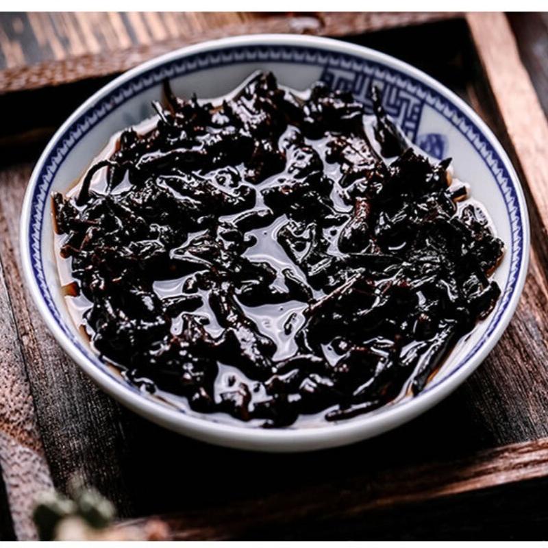 Yunnan Bulang Mountain Premium Bulang Golden Bud Pu-erh Ripe Cake 357g