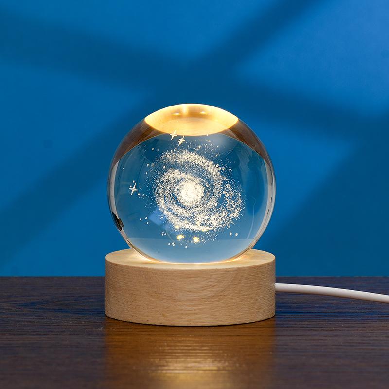 60MM/80MM Kristallkugel mit Holzlampenhalter, Sternenhimmel Engel Mehrere Muster, Innenraumdekoration Ornament