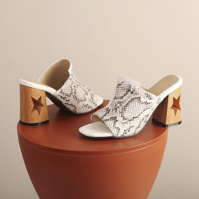 

Женская обувь, новые летние женские сандалии на массивном каблуке, дизайнерские тапочки на открытом каблуке, серебряная обувь, обувь 37 белый