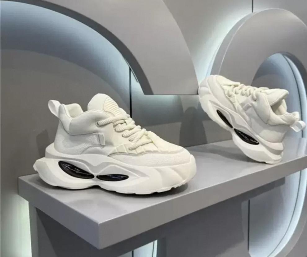 2025 Spring New Thick-soled Heightening Dad Shoes Thickened Comfortable Trendy Wear-resistant Casual Shoes Korean Version Simple Men's Shoes