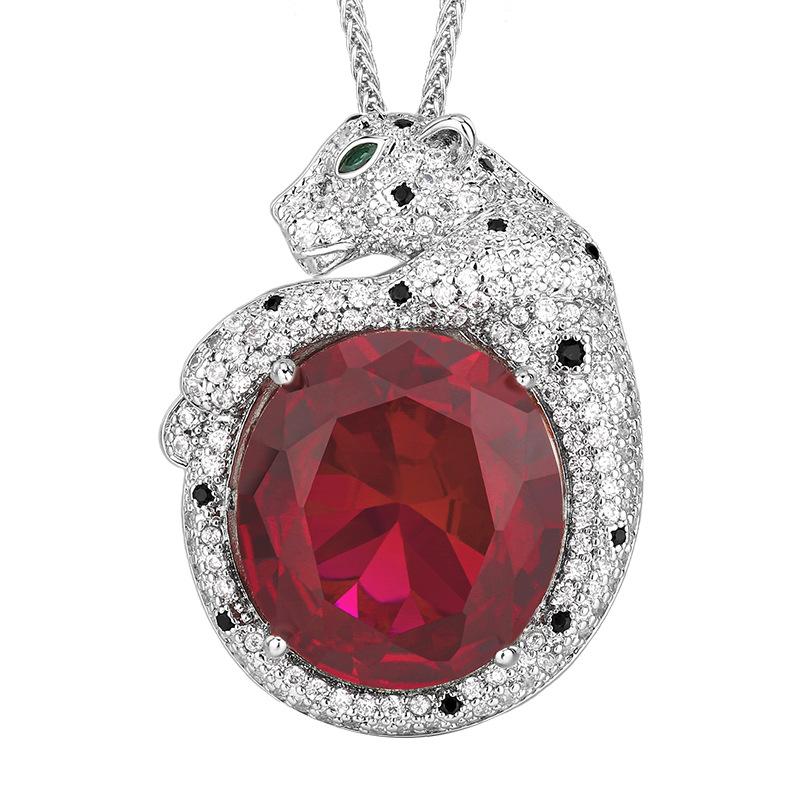 Autumn And Winter Jewelry Simulation Blue Spinel Jade Retro Leopard Pendant Necklace Main Stone 18 * 20