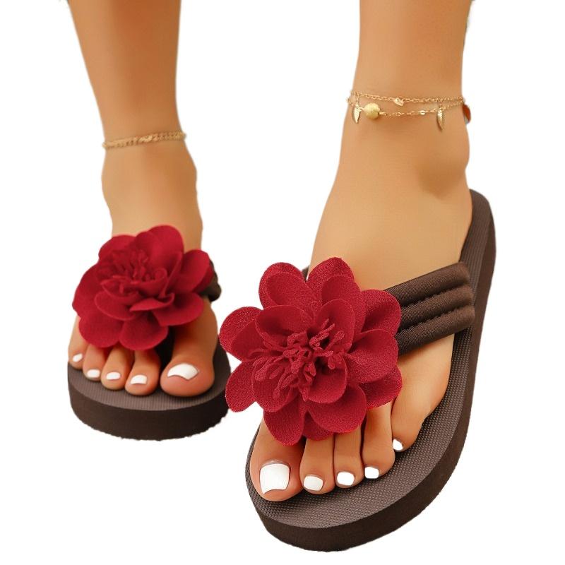 Fashion 2025 Hot Sale Ladies Shoes Pinch Toe Women's Slippers Fashion Outdoor Beach Summer Floral Plus Size Comfortable Flat Slippers