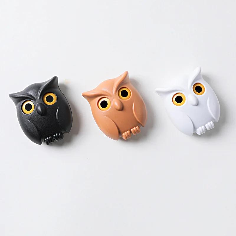 Adhesive Wall Hook Magnetic Keychain Keys Holder Creativity Will Open Eyes Hanging Ke Magnet Fixed Home Decoration Owl Hooks