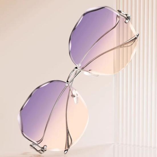 Sunglasses for Women Men Retro Octagon Metal Frame Gradient Glasses UV400 Lens Vintage Polygon Shades for Outdoor Activities