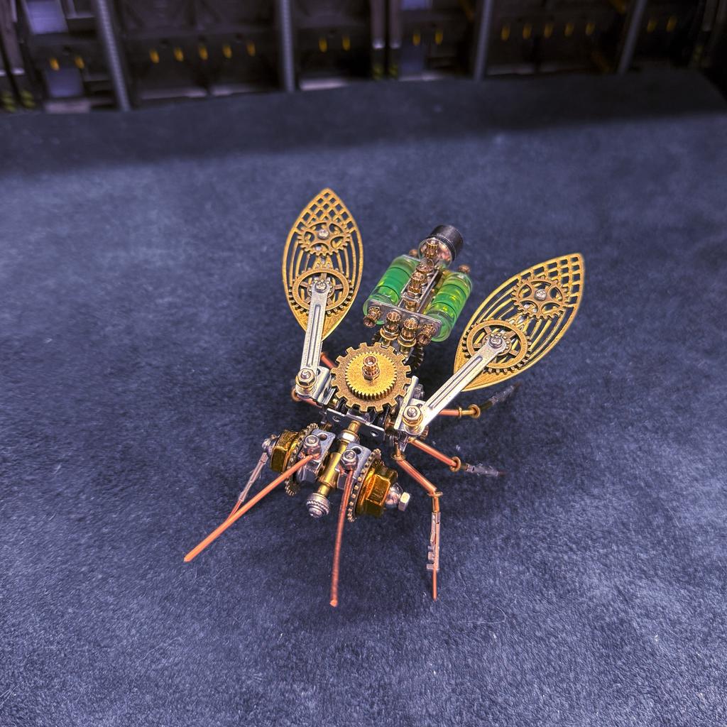 Steampunk 3D Metal Bee Brain Teaser DIY Insect Puzzle Kit, Model Building Craft for Adults, Unique Home Office Desktop Ornament