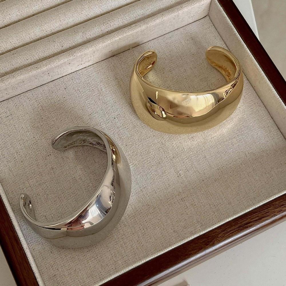 Exaggerated Metal Arc-shaped Bracelet Glossy Surface Women's Wrist Jewelry  Festival Gifts