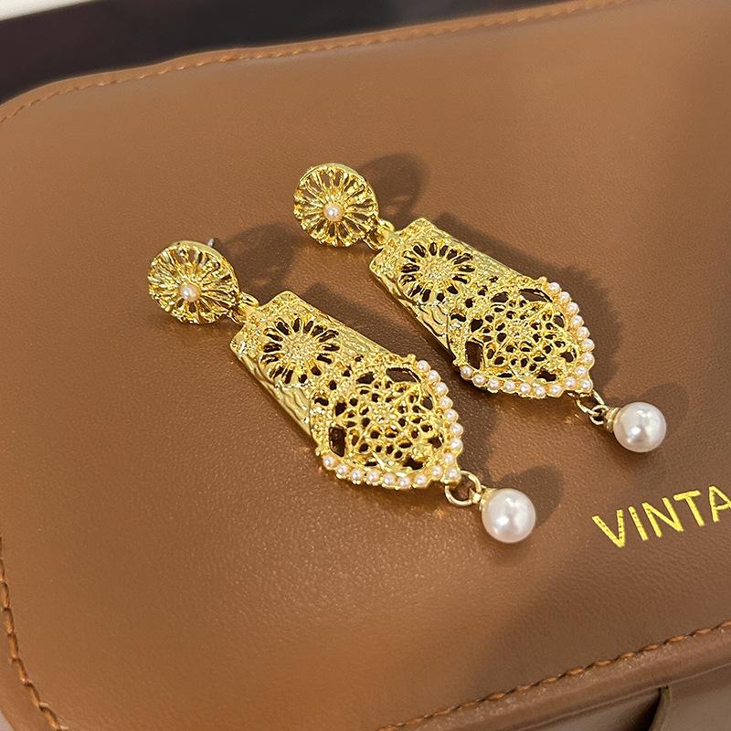 925 Sterling Silver Geometric Pearl Earrings - Contemporary Chinese Design