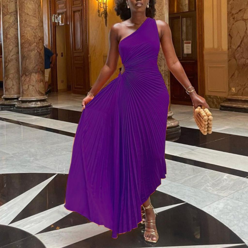 Damen Modisches Einfarbiges Lässiges Sexy Temperament Ein Schulter Schräger Kragen Plissiert Ausgeschnitten Kleid Langes Kleid