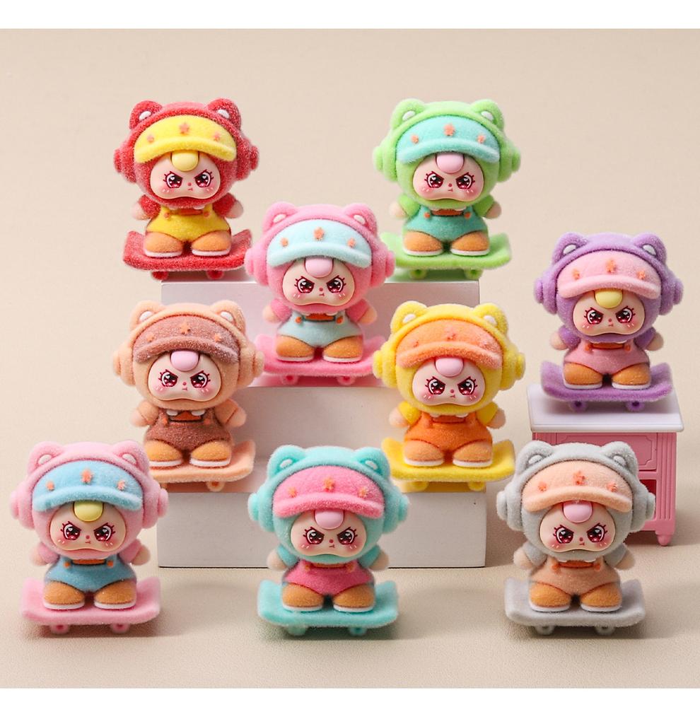 9pcs/Set Baby Three Figure Toy Skateboard Series Mini Figurine Desktop Decoration Model Ornaments Toys Kids Christmas Gifts