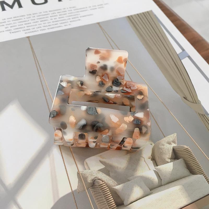 

Acrylic Classic Medium Hair Clips For Women In Retro Blue Yellow Pink And Shades Purple Vintage Coffee