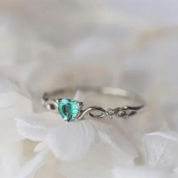 Huitan New Cute Ring With Heart Cubic Zircon Creative Design Women Jewelry Ring Daily Wearable Accessary Ring For Girl