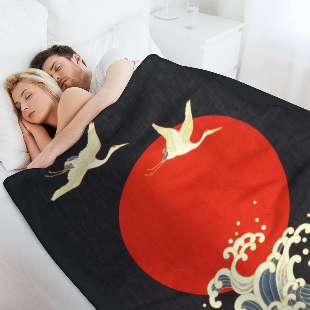 RED SUN ,FLYING CRANES AND SEA WAVES IN BLACK Throw Blanket Fashion Sofas Wednesday Sofa Bed Thin Blankets