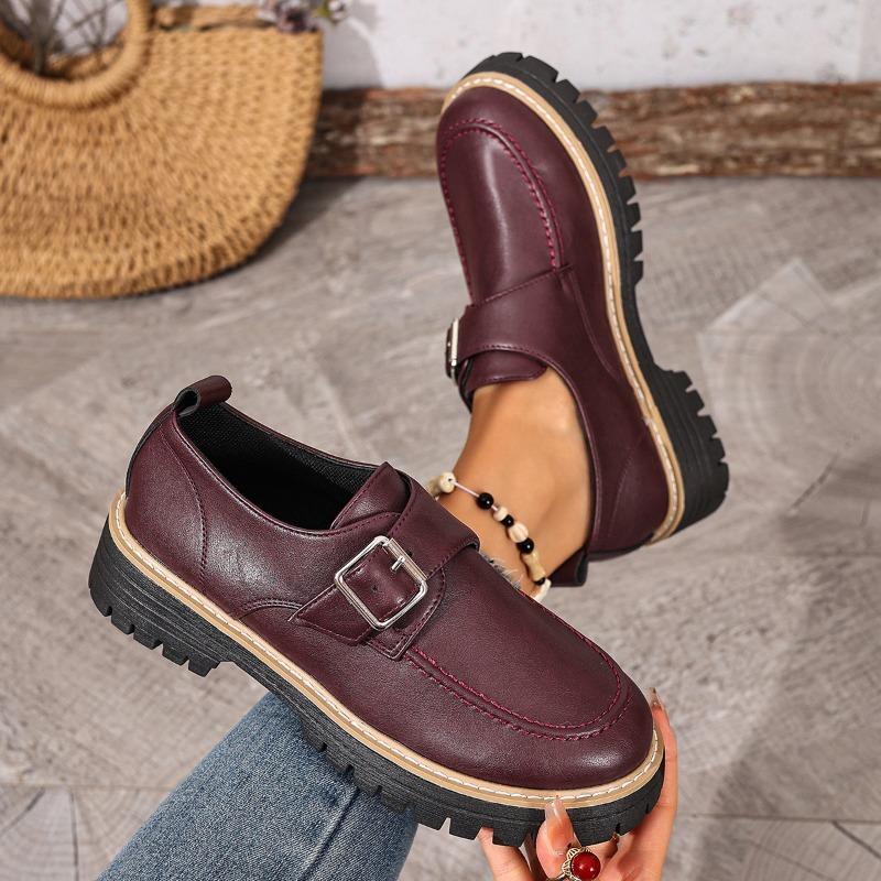 A New Style of Loafers with Belt Buckles, Large-sized Thick-soled Single Shoes for Women