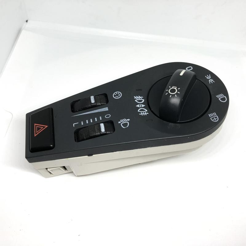20942846 20953573 Truck Headlight Fog Lamp Knob Hazard Warning Light Button Control Switch Panel For Volvo FH FM 2Glidewheels