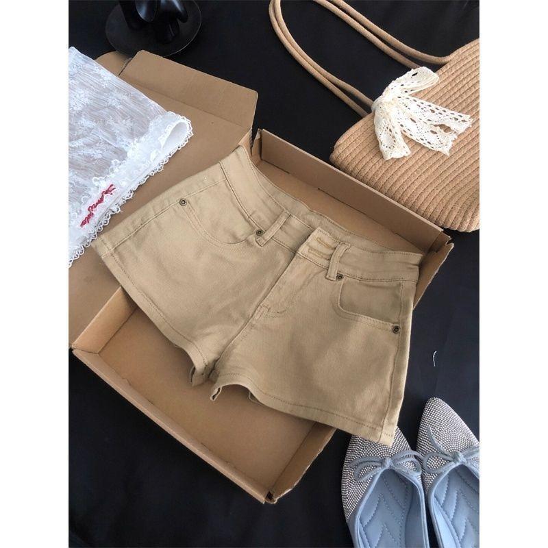 Khaki double-button denim shorts for women, summer new high-waisted slim-fitting and thin hip-wrapped hot pants