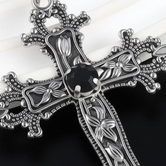 Gothic Retro Necklace Alloy Vintage Pendant Necklace Engraved Floral Necklace Unisex Jewelry for Men Women Party Gatherings