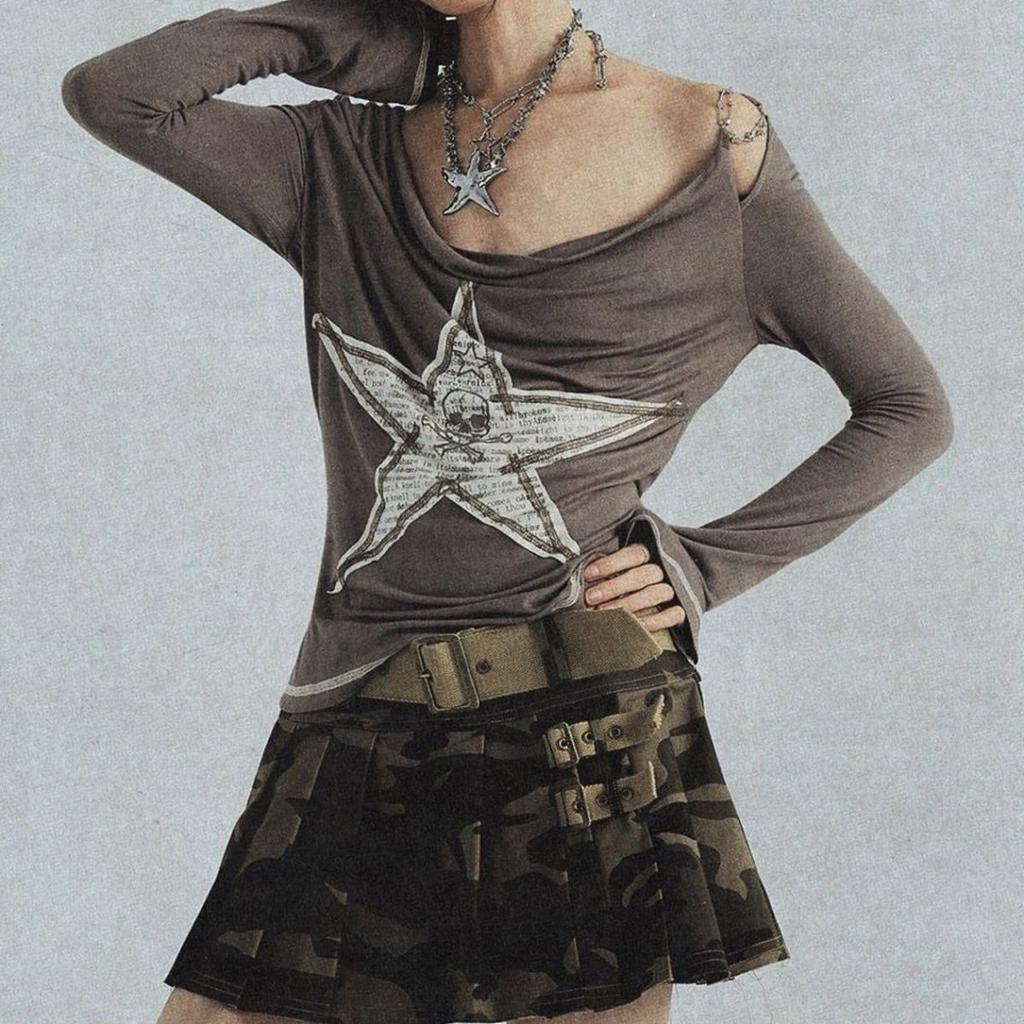 Star Patched Crop Top  Retro Y2K Aesthetics Indie T-shirt Vintage Mall Goth Emo Clothes Autumn Pullovers Tees Women
