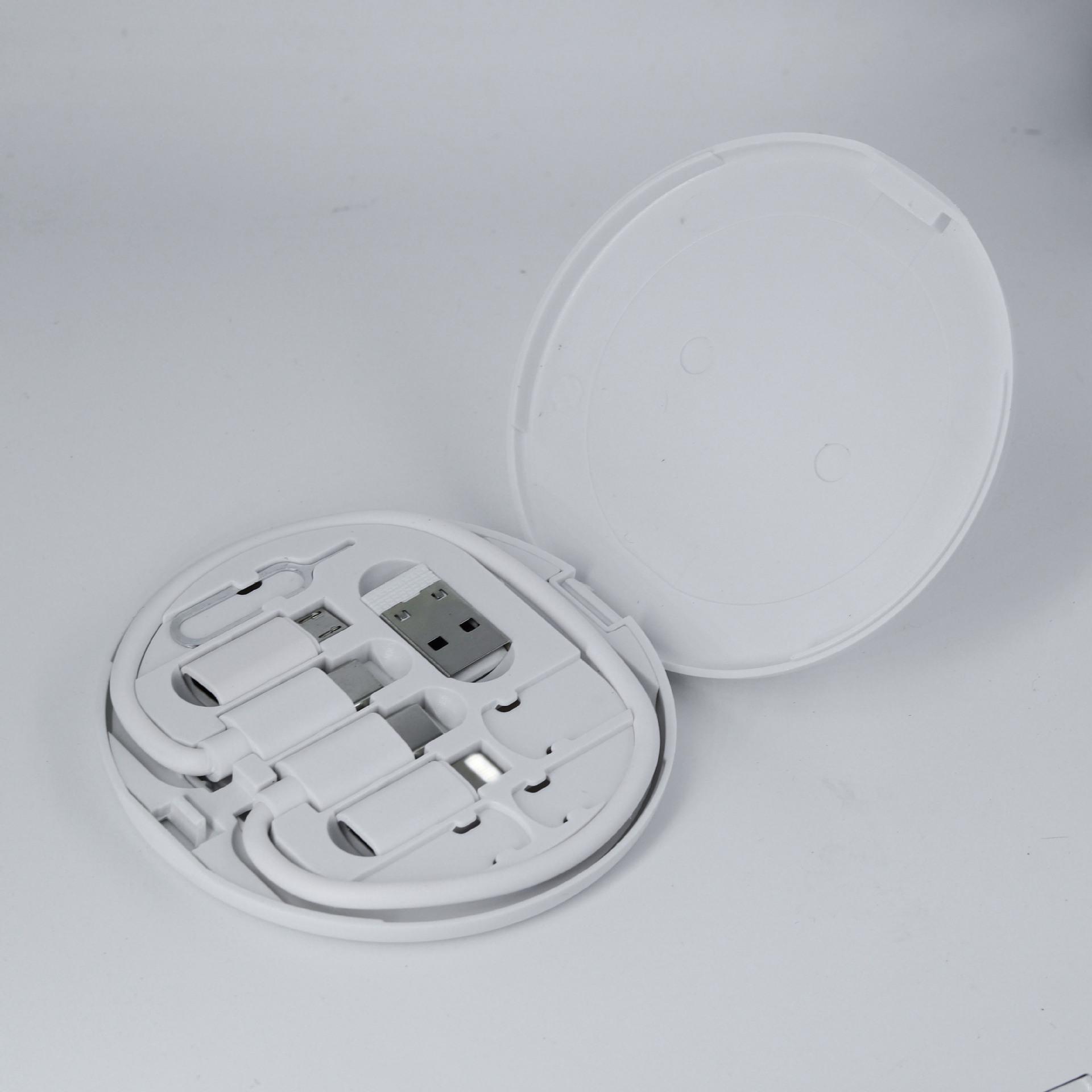 

5-in-1 Type-C 60W Fast Charging Cable & Adapter Set - Compatible with Apple & Huawei. Portable and Multi-functional Storage.