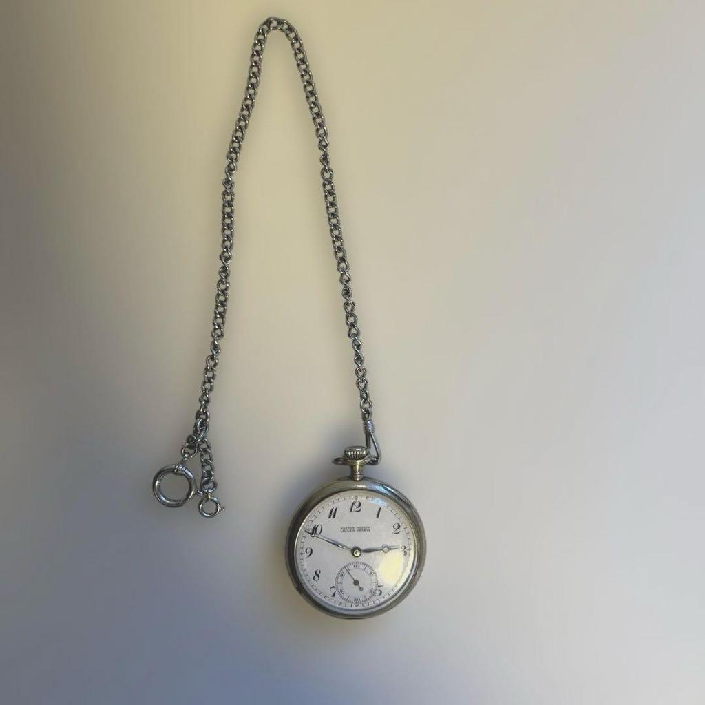 Used [Working item] Ulysse Nardin pocket watch hand-wound antique