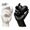 Scultura a Forma di Cuore Decorazione Mano Che Tiene Statuetta Stampata 3D Arredo Scultoreo Moderno Minimalista per Scrivania Accenti Romantici per Casa Accento per Libreria Comodino