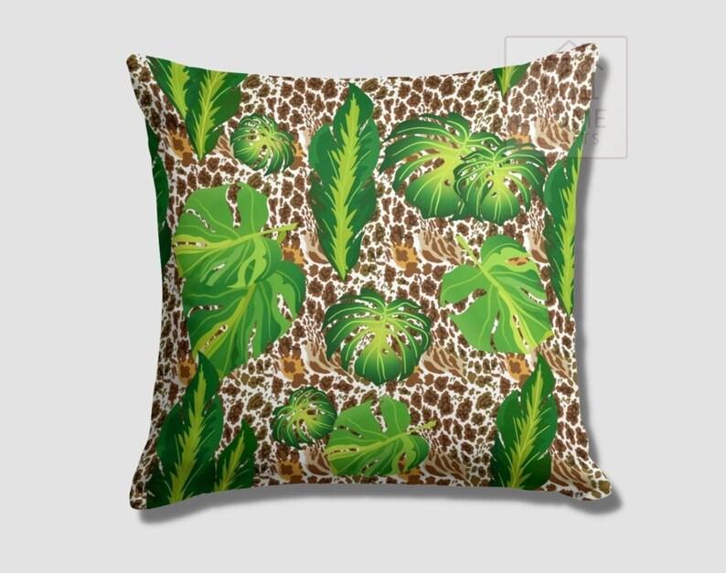 Home Decor Exotic Green Leaf Pattern Digital Printed Pattern Cushion Cover Suitable For Sofa Bedroom Car Pillow Cover