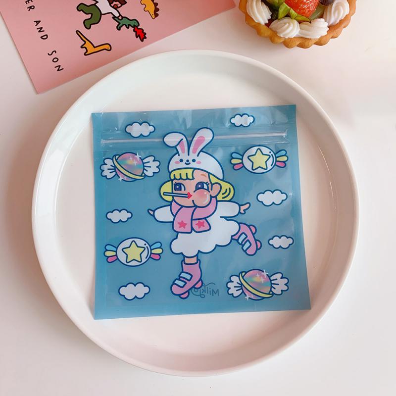 Food Storage Organizer Does Not Take Up Space Easy To Carry 13.5*13.5cm Plastic Cute Cartoon Snack Bag Creative And Cute 4.2g