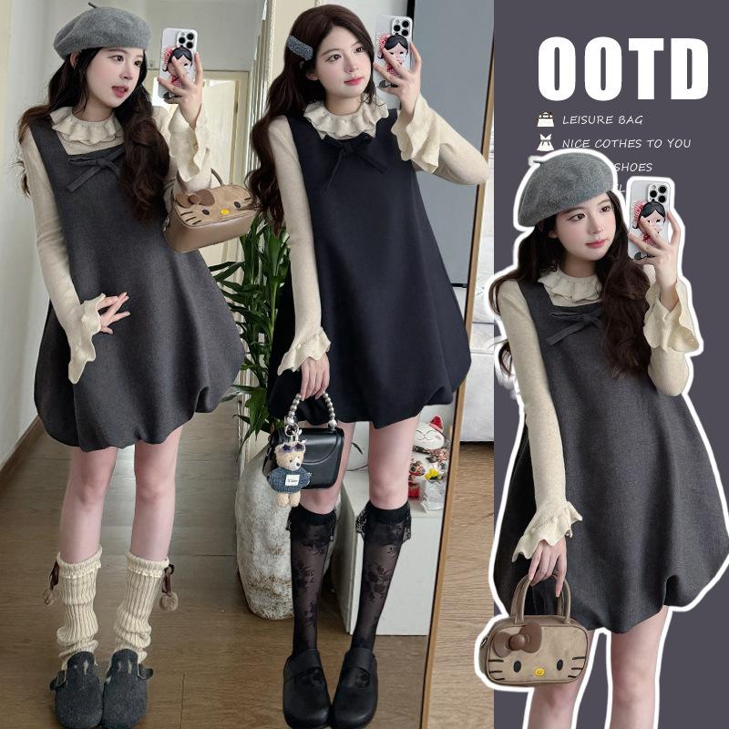 

Autumn/Winter Korean Maternity Two-Piece: Cute Loose Vest Dress + Cake Collar Base Layer L
