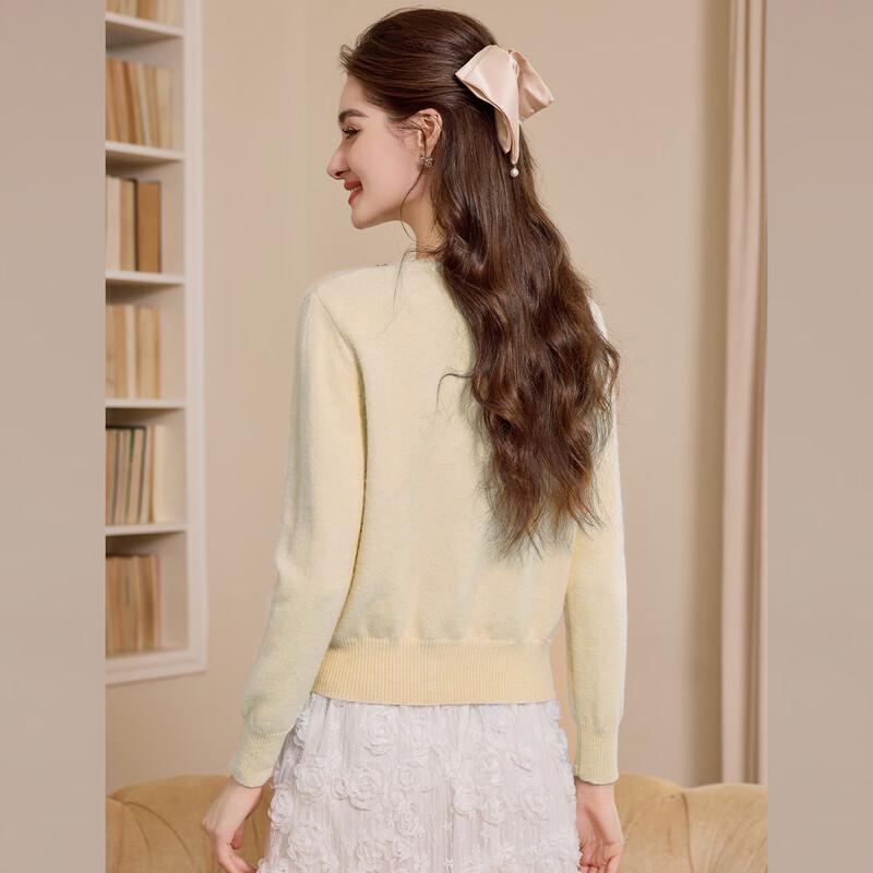 Bailuyu French Elegant V-Neck Beaded Knit Sweater