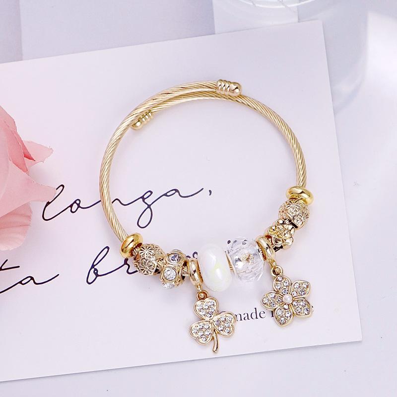 Four Leaf Clover Beaded Bracelet with Moon and Star Pendant Stainless Steel Jewelry for Women