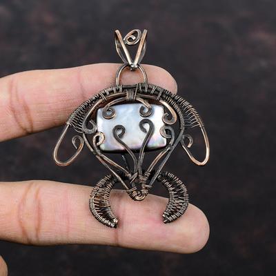 Schwarzer Perlmutt Anhänger Kupferdraht Umwickelter Anhänger Edelstein Kupfer Schmuck Schildkröte Anhänger Geschenk für Mama Handgemachter Boho Stil Anhänger