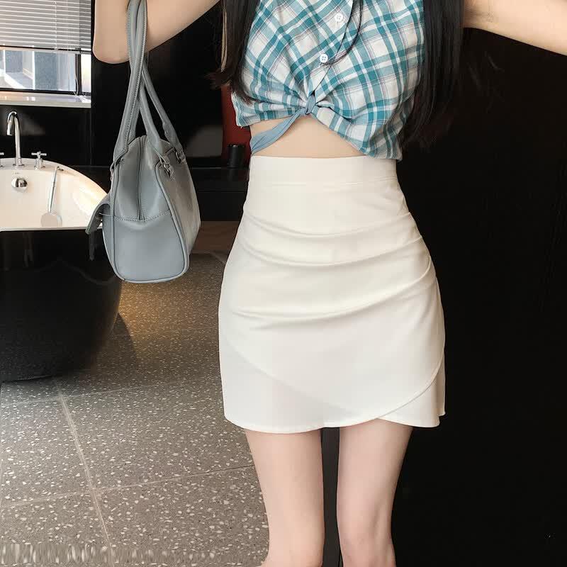 Zuose Summer 2026 High-Waist Pleated Irregular Hem Mini Skirt