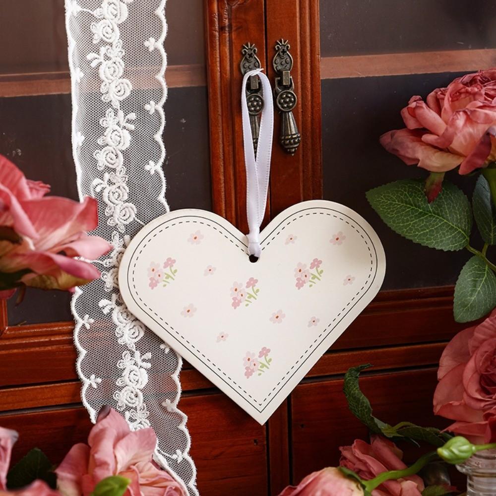 20Pcs Heart-shaped Greeting Cards Handwritten Blank Alien Love Card Can hang rope with holes Gift Card Valentine's Day