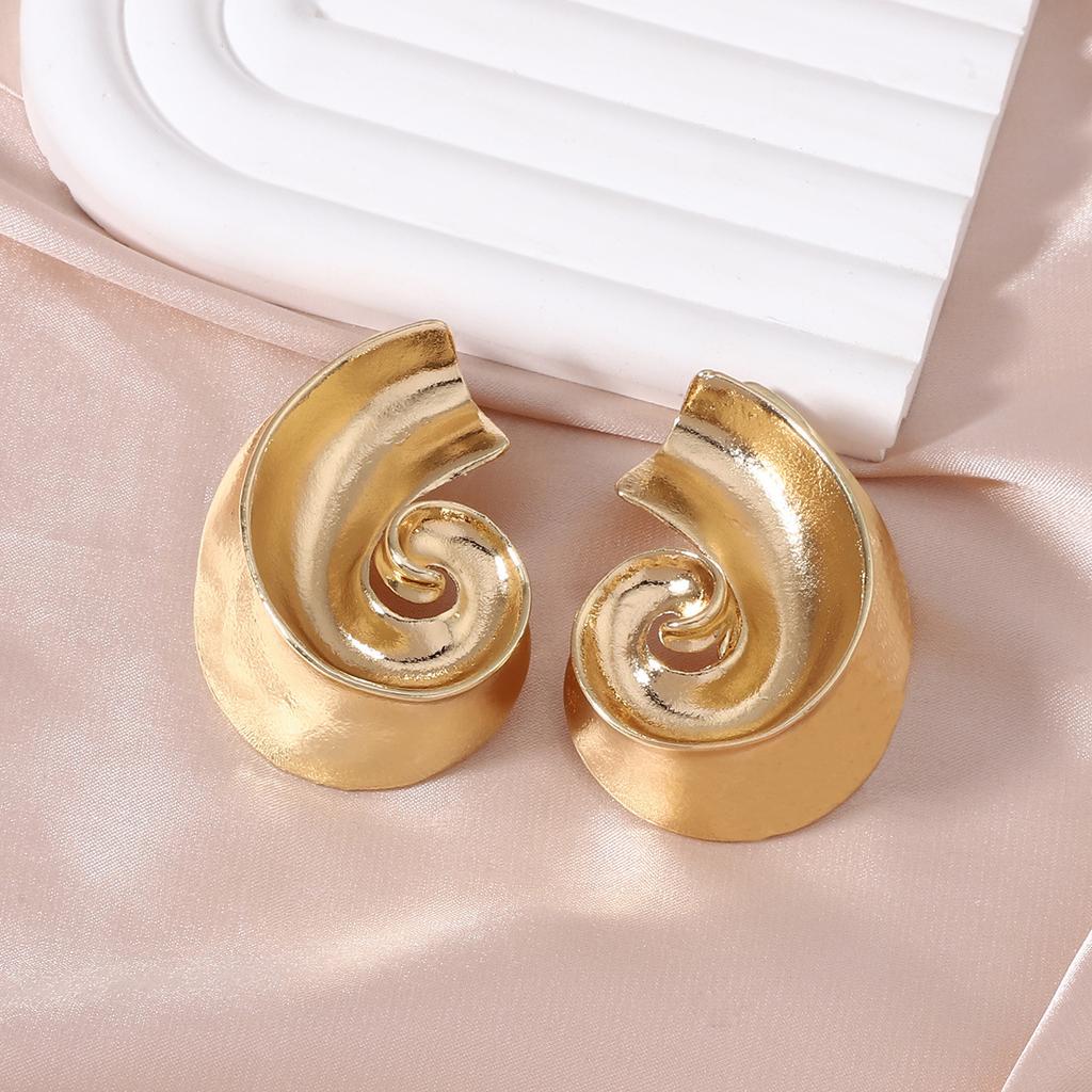 New Vintage medieval retro concave-convex spiral semi-round metal earrings, irregular heavy metal stud earrings