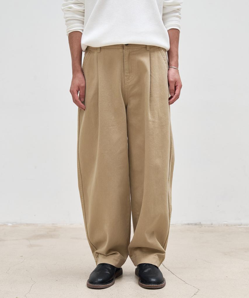 HEBIWEDEO One-Pleat Dart Chino Pants 2 Colors