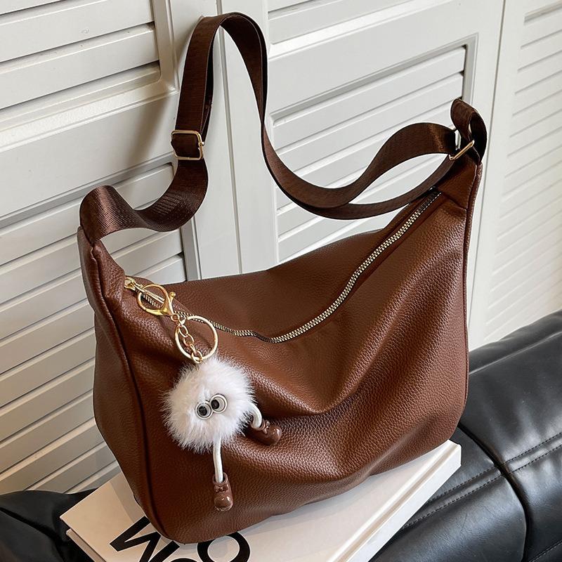 Soft Leather Bag Women's New Fashion Broadband Messenger Bag Women's Autumn Versatile Shoulder Pillow Bag