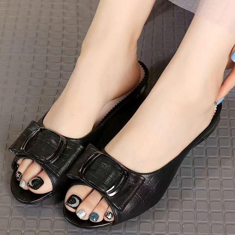Flat-bottomed Fish Mouth Half Slippers Women's Summer 2025 New Outer Sandals Fashionable Versatile Square Buckle Thick Heel Cool Slippers