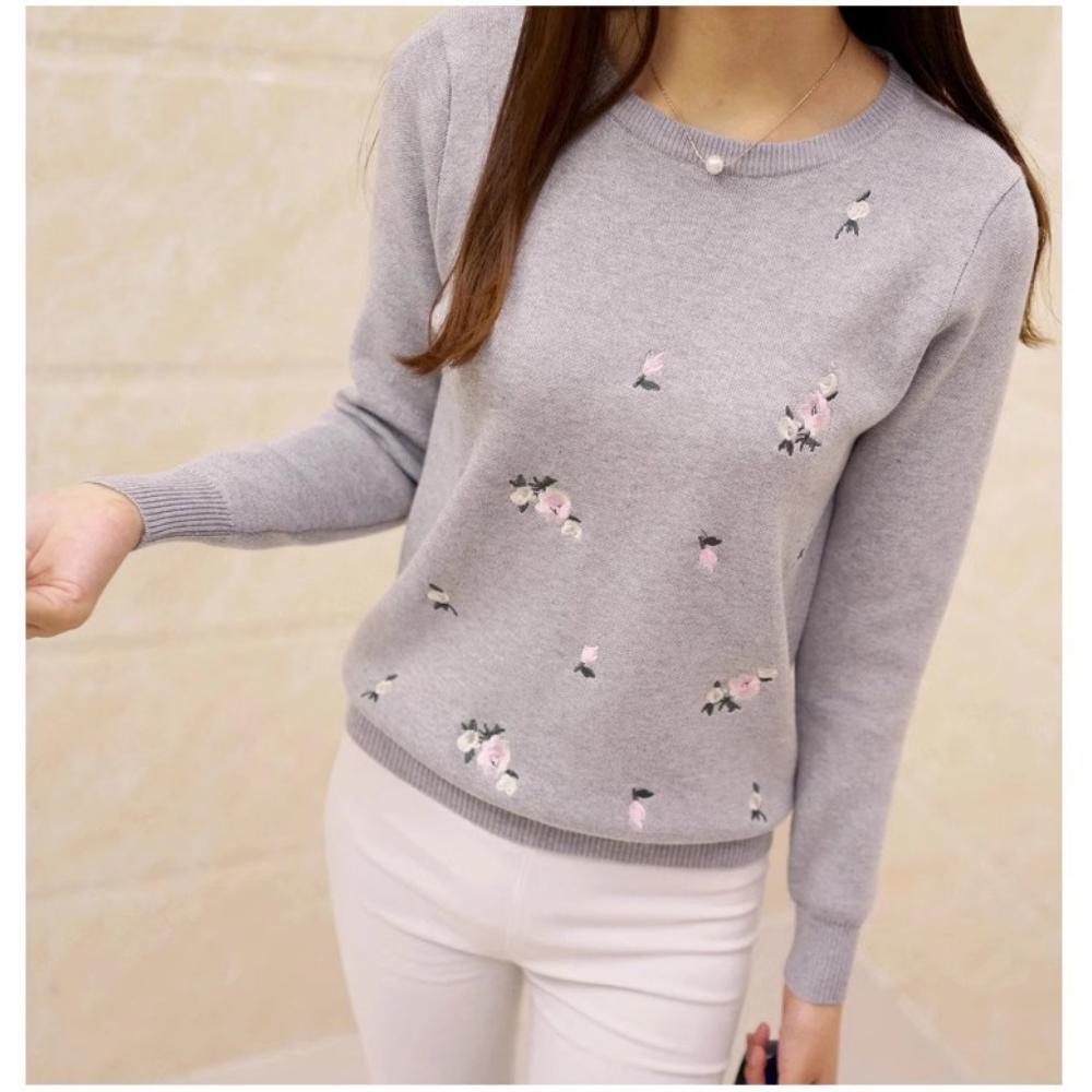 Autumn New Korean Version Slim Fit Plum Blossom Embroidery Round Neck Base Knitted Sweater Long Sleeved Women's Pullover Sweater Winter